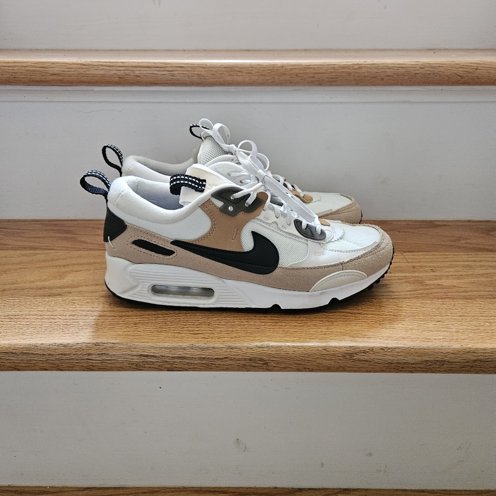 Nike Air Max, Women's Size 8, White, Tan and Black